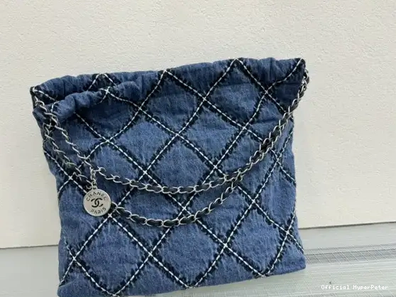 Hyper Peter HANDBAG CHANEL 22 -39*42*8cm 0530